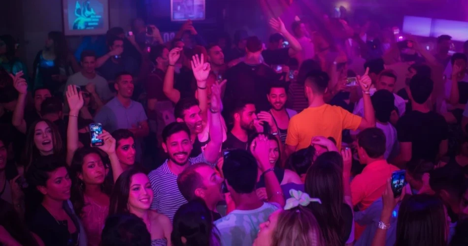Explore Los Angeles Nightlife: Best Clubs, Bars & Party Venues